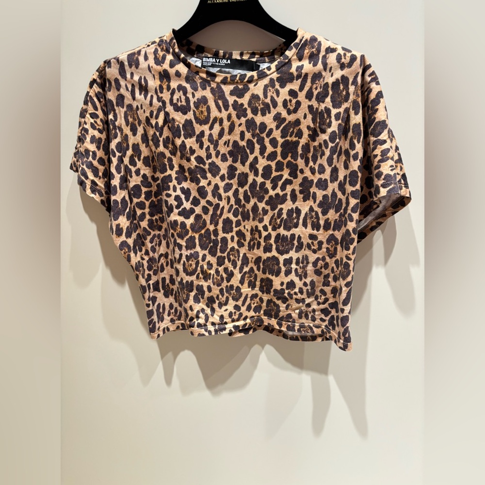 Bimba Y Lola Leopard Print Top Tshirt bag sleeve XS